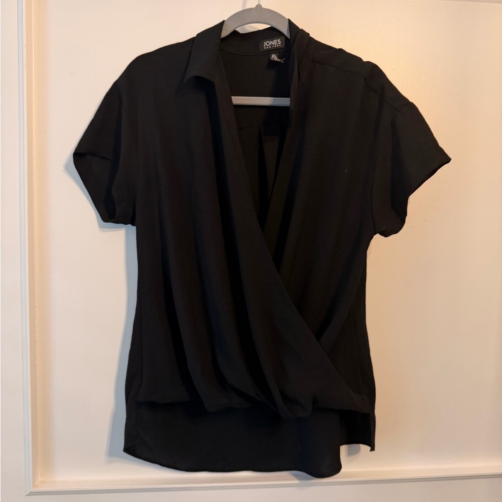 Jones New York Black Short-Sleeve Faux Wrap Top
